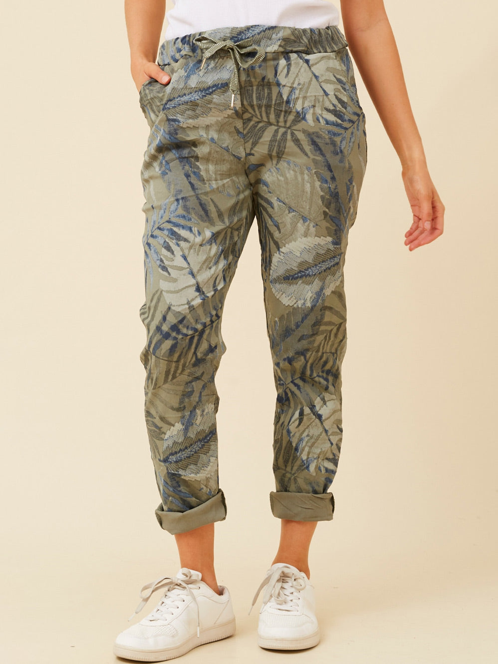 BOTTEGA MODA CROP PRINTED PANTS