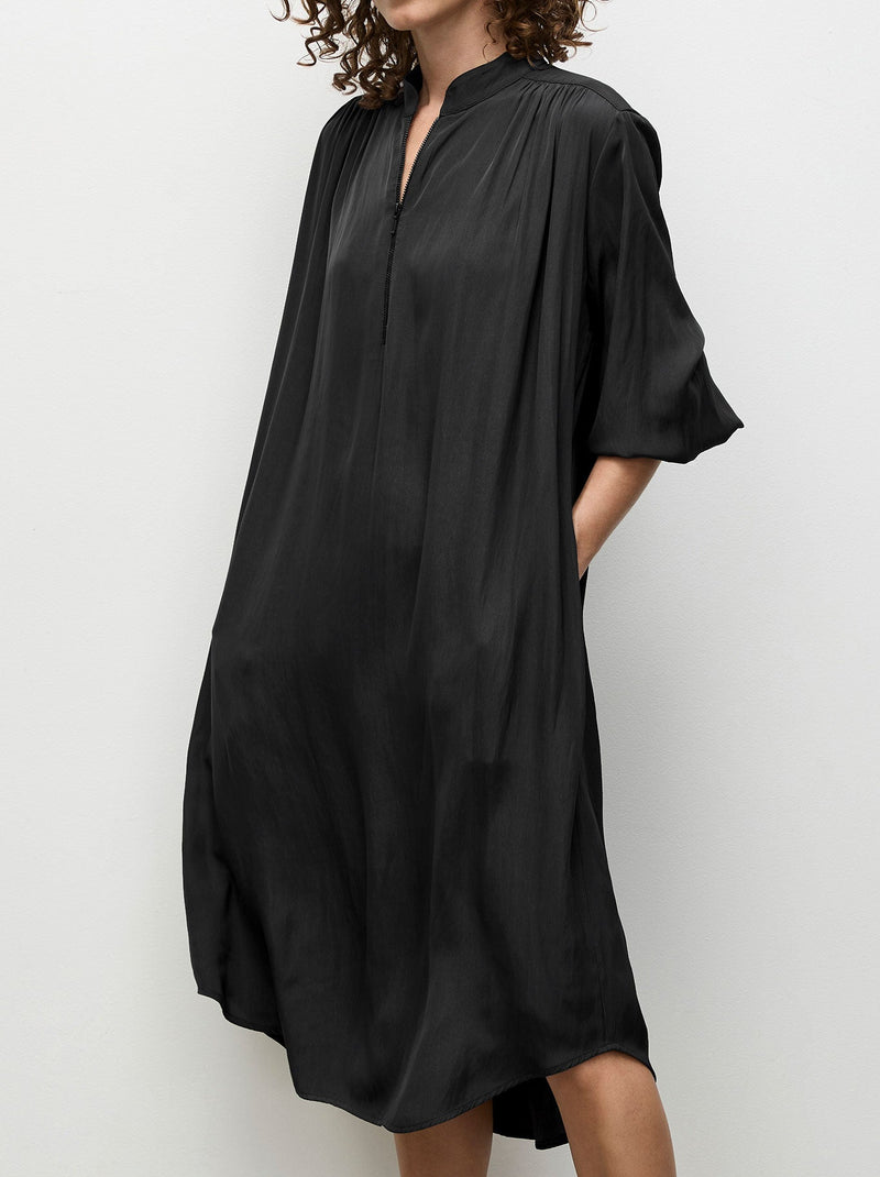 MELA PURDIE SOFT ZIP DRESS