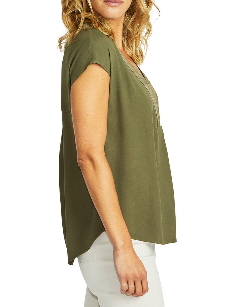 HELEN SLINKY V NECK TOP