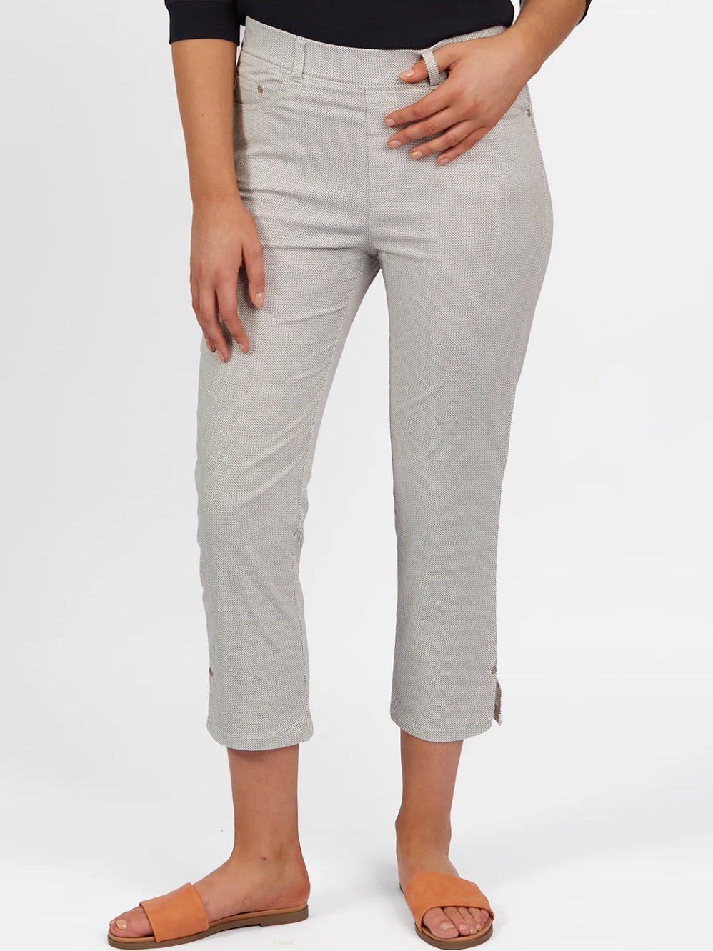 VASSALLI SLIM LEG 7/8TH PULL ON PANT